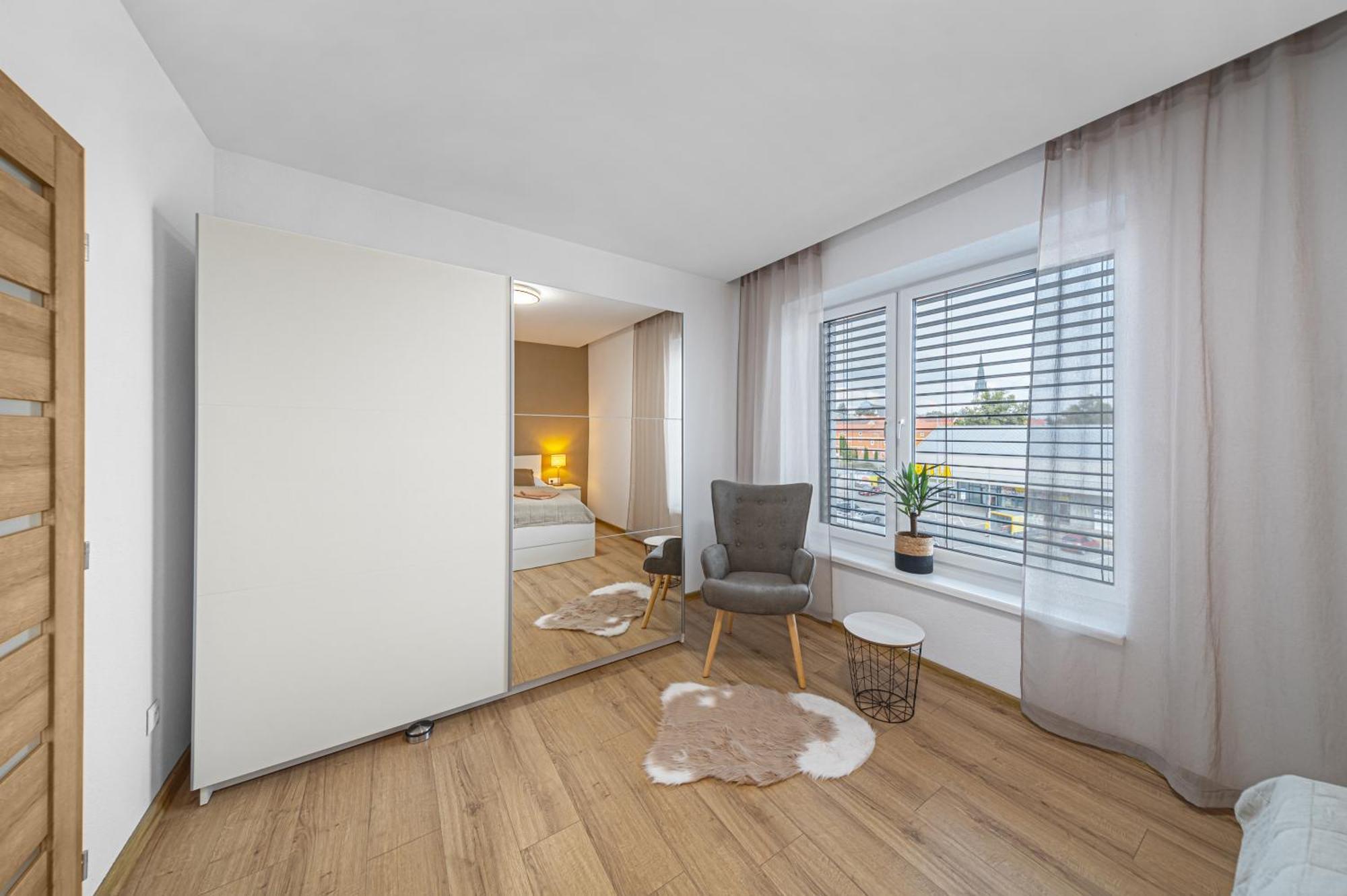 Tower Apartments Orchid & Amber Spišská Nová Ves エクステリア 写真